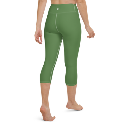 Michigan Upper Peninsula Yoga Capri Leggings (w/ UP Outline) | Pine Green