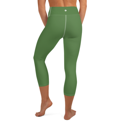 Michigan Upper Peninsula Yoga Capri Leggings (w/ UP Outline) | Pine Green