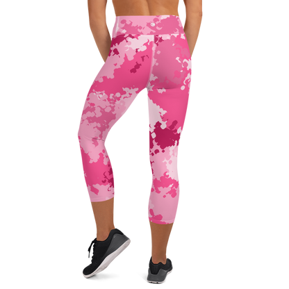 Michigan Upper Peninsula Yoga Capri Leggings (w/ UP Outline) | Pink Camo