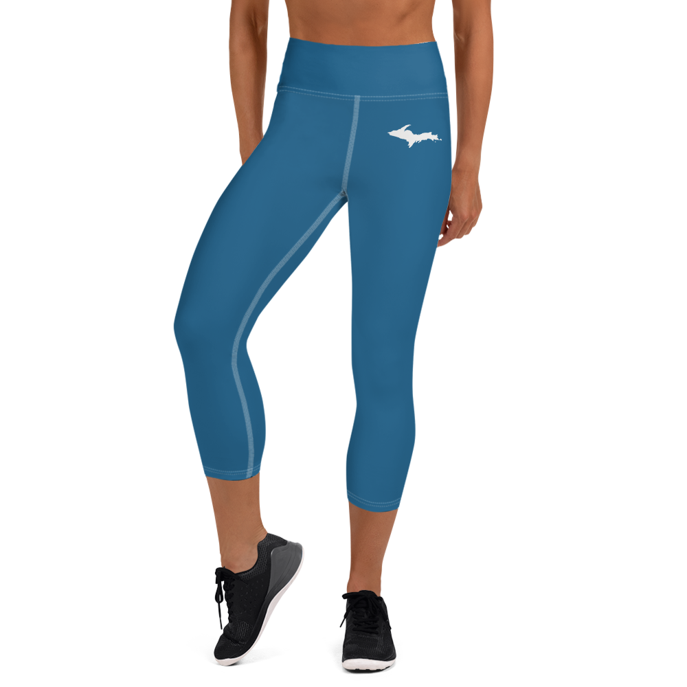 Michigan Upper Peninsula Yoga Capri Leggings (w/ UP Outline) | Blueberry