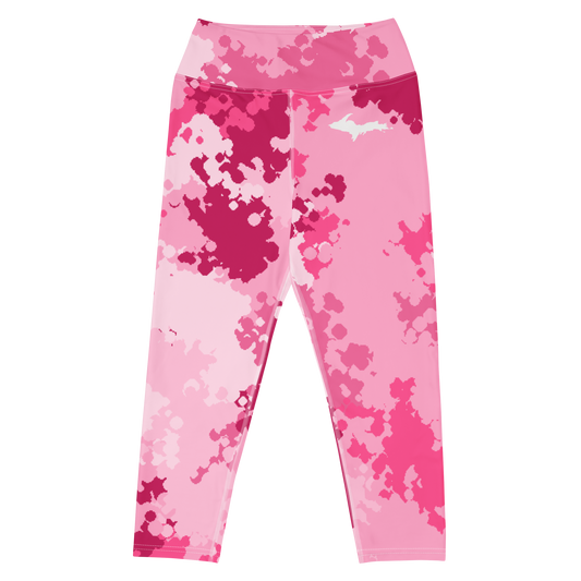 Michigan Upper Peninsula Yoga Capri Leggings (w/ UP Outline) | Pink Camo