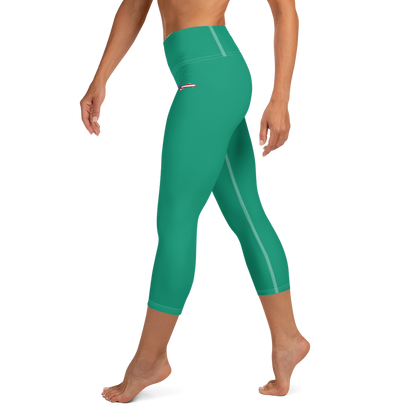 Michigan Upper Peninsula Yoga Capri Leggings (w/ UP USA Flag) | Emerald Green