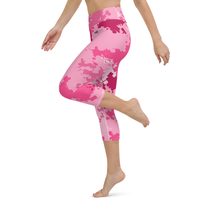 Michigan Upper Peninsula Yoga Capri Leggings (w/ UP USA Flag) | Pink Camo