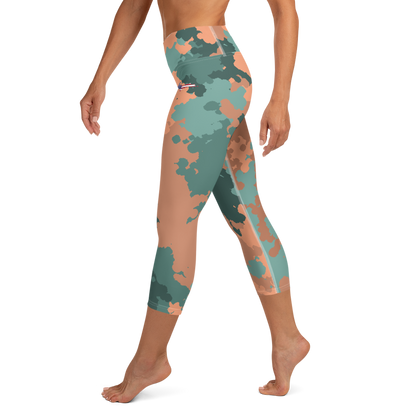 Michigan Upper Peninsula Yoga Capri Leggings (w/ UP USA Flag) | Copper Country Camo