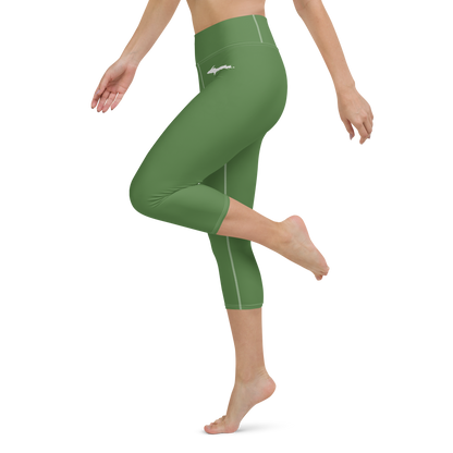 Michigan Upper Peninsula Yoga Capri Leggings (w/ UP Outline) | Pine Green