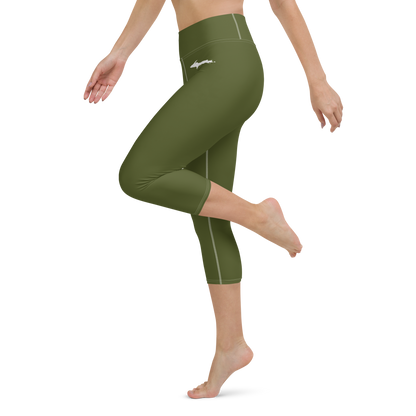 Michigan Upper Peninsula Yoga Capri Leggings (w/ UP Outline) | Army Green