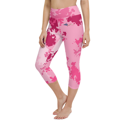 Michigan Upper Peninsula Yoga Capri Leggings (w/ UP USA Flag) | Pink Camo