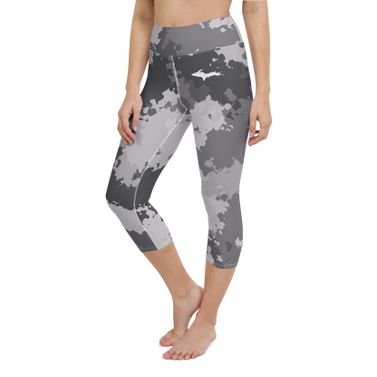 Michigan Upper Peninsula Yoga Capri Leggings (w/ UP Outline) | Iron Ore Grey