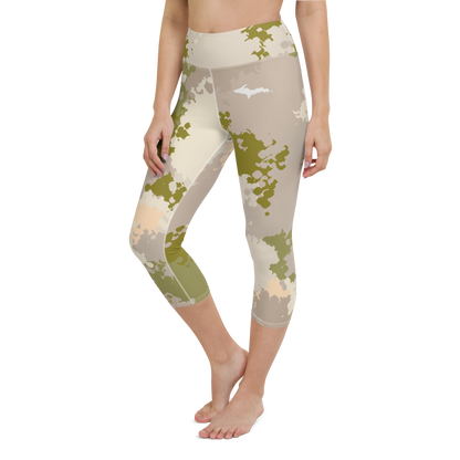 Michigan Upper Peninsula Yoga Capri Leggings (w/ UP Outline) | Rosy Mound Camo