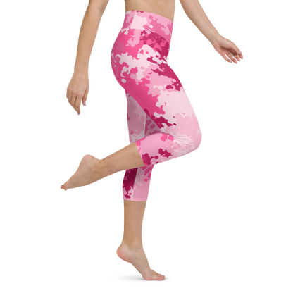 Michigan Upper Peninsula Yoga Capri Leggings (w/ UP USA Flag) | Pink Camo