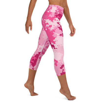 Michigan Upper Peninsula Yoga Capri Leggings (w/ UP USA Flag) | Pink Camo