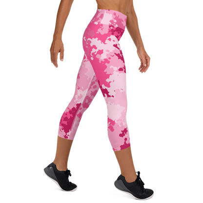 Michigan Upper Peninsula Yoga Capri Leggings (w/ UP USA Flag) | Pink Camo