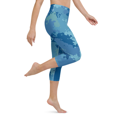 Michigan Upper Peninsula Yoga Capri Leggings (w/ UP USA Flag) | Great Lakes Camo