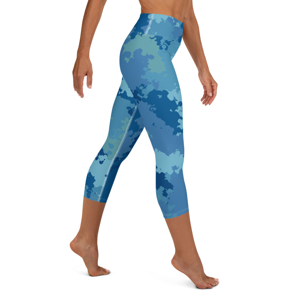 Michigan Upper Peninsula Yoga Capri Leggings (w/ UP USA Flag) | Great Lakes Camo