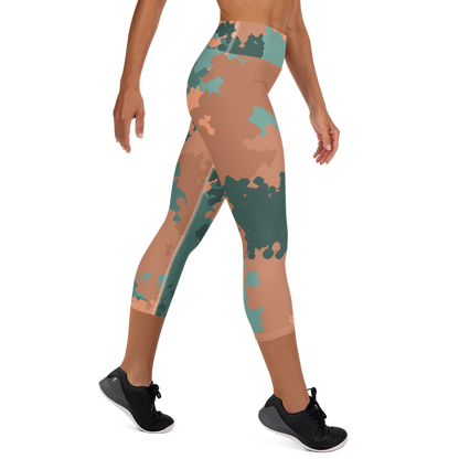 Michigan Upper Peninsula Yoga Capri Leggings (w/ UP USA Flag) | Copper Country Camo