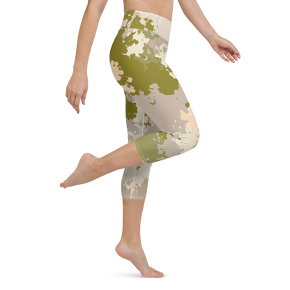 Michigan Upper Peninsula Yoga Leggings (w/ UP USA Flag) | Rosy Mound Camo