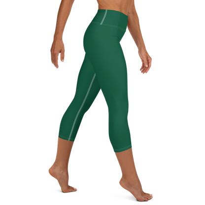 Michigan Upper Peninsula Yoga Capri Leggings (w/ UP Outline) | Superior Green