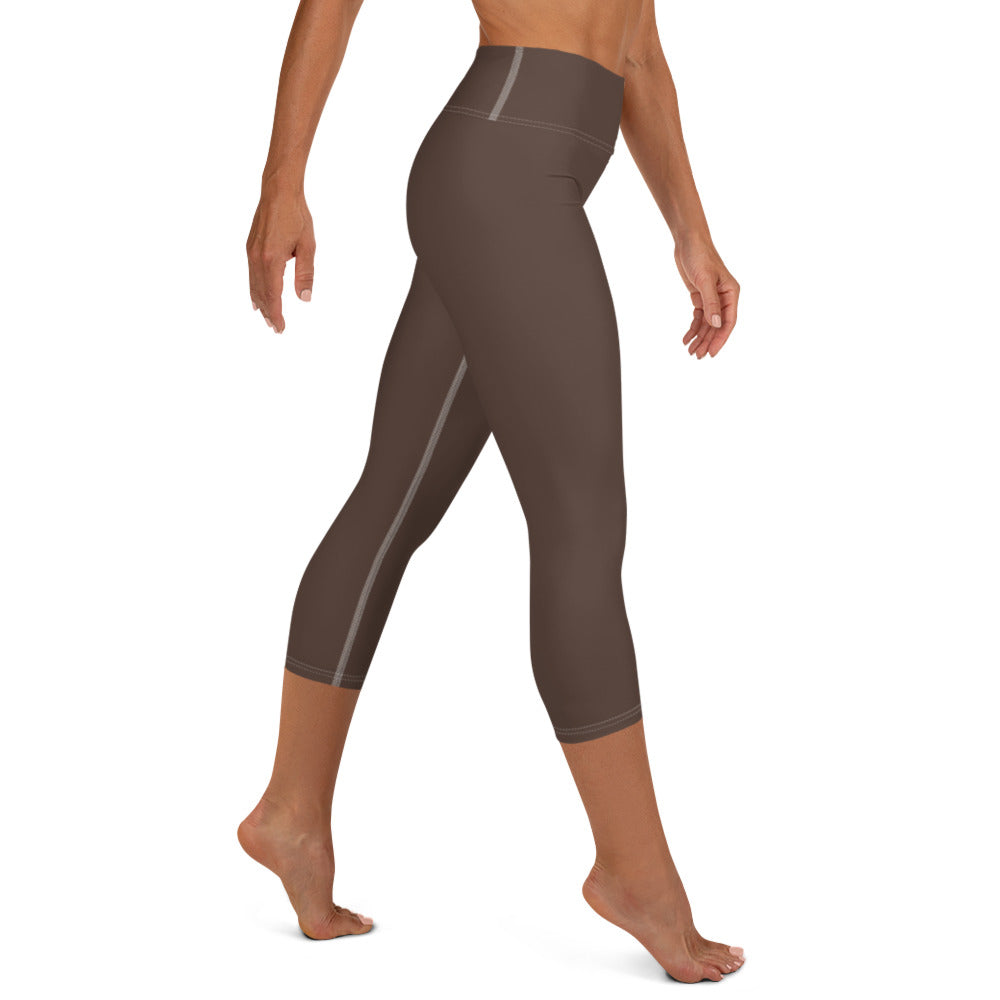 Michigan Upper Peninsula Yoga Capri Leggings (w/ UP Outline) | Hickory Color