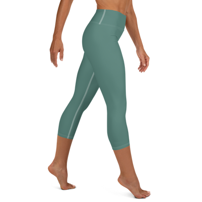 Michigan Upper Peninsula Yoga Capri Leggings (w/ UP Outline) | Copper Green