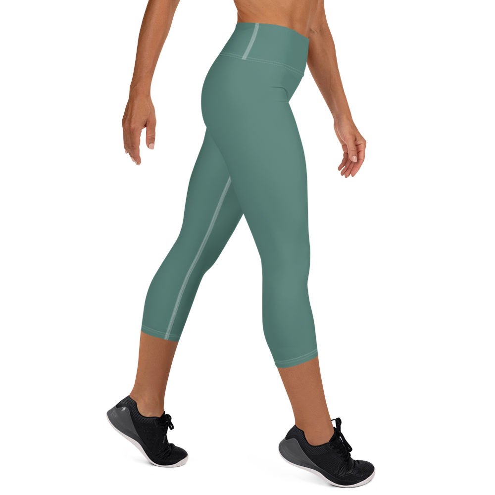 Michigan Upper Peninsula Yoga Capri Leggings (w/ UP Outline) | Copper Green