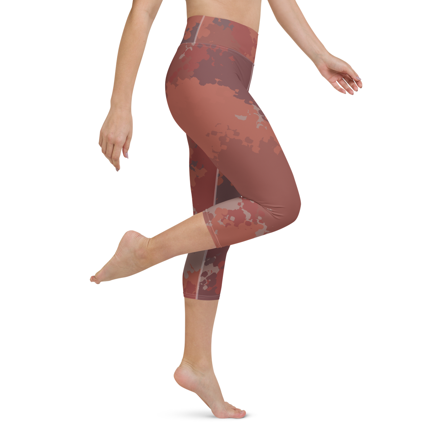 Michigan Upper Peninsula Yoga Capri Leggings (w/ UP Outline) | Ore Dock Camo