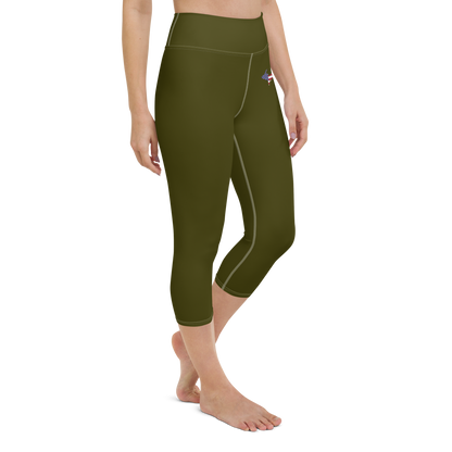 Michigan Upper Peninsula Yoga Capri Leggings (w/ UP USA Flag) | Military Green