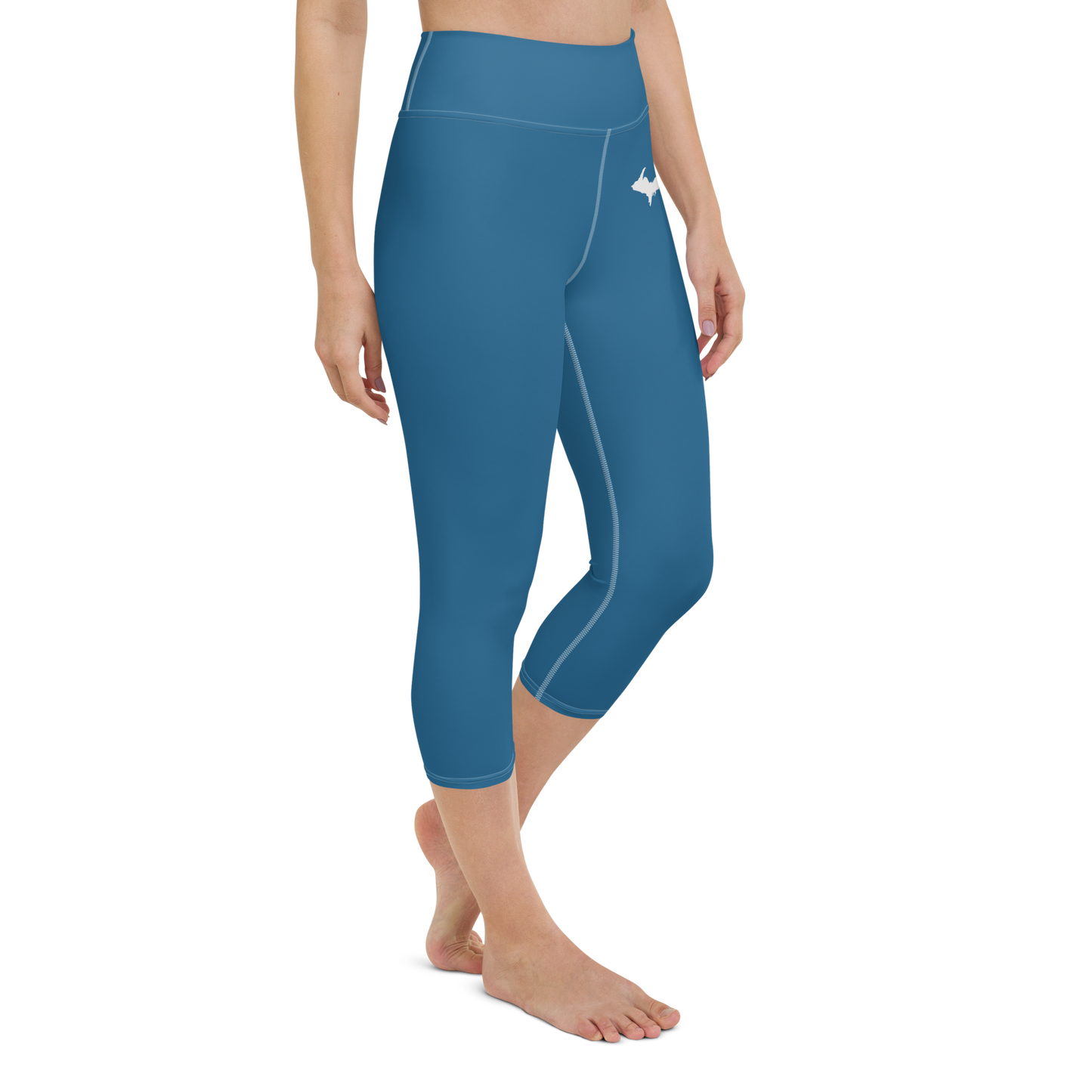 Michigan Upper Peninsula Yoga Capri Leggings (w/ UP Outline) | Blueberry