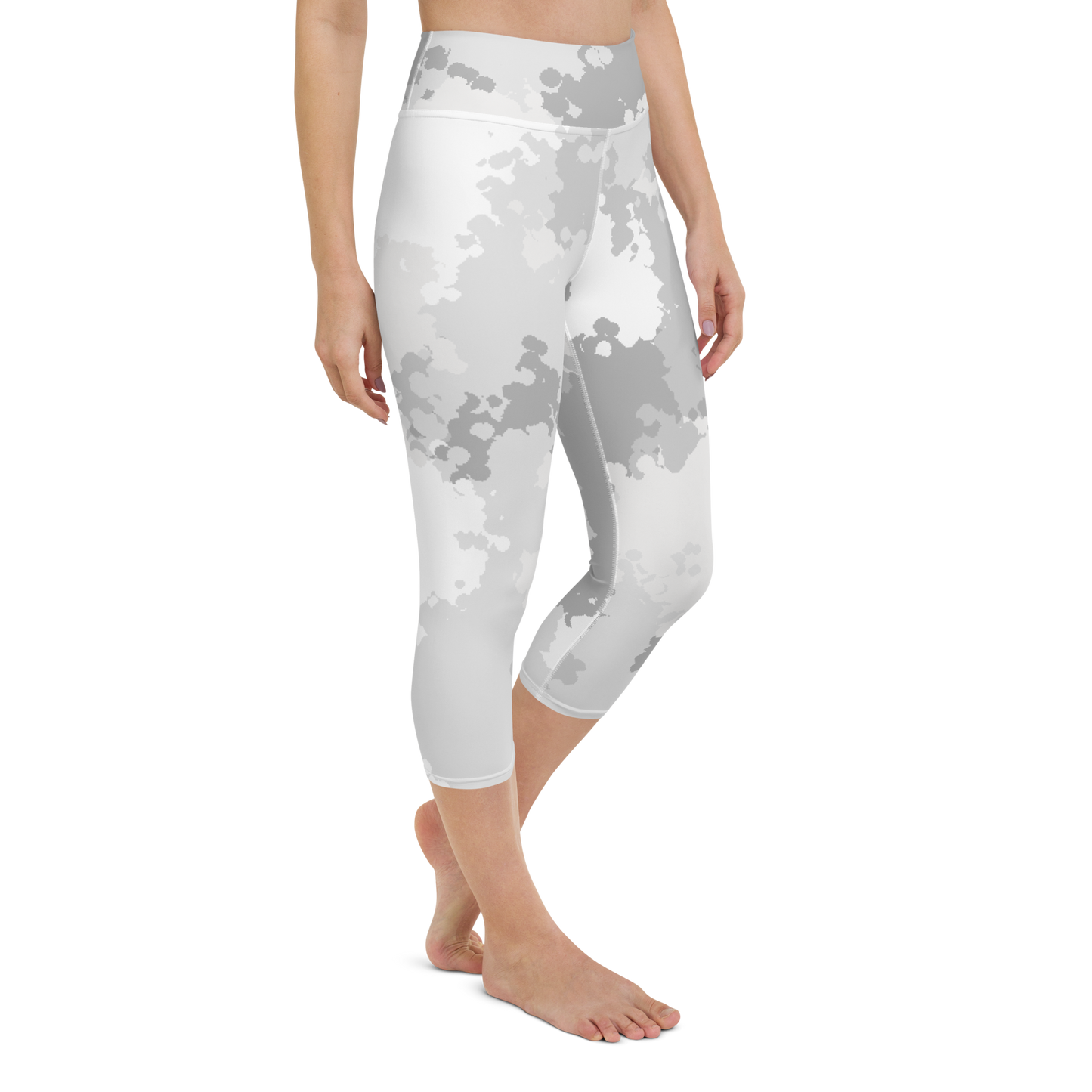 Michigan Upper Peninsula Yoga Capri Leggings (w/ UP Outline) | Snow Camo