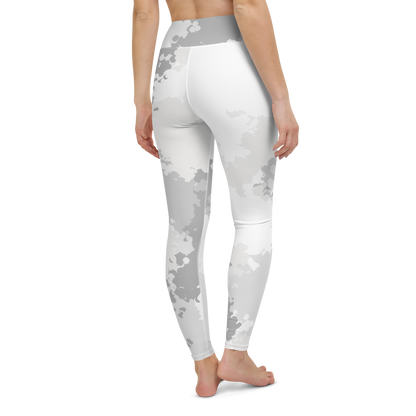 Michigan Upper Peninsula Yoga Leggings (w/ UP Outline) | Snow Camo