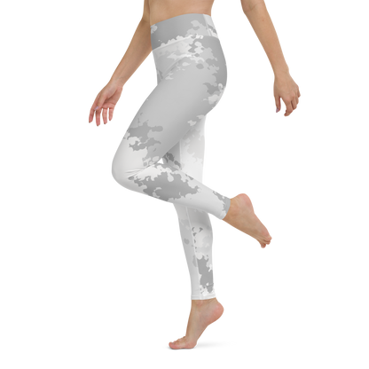 Michigan Upper Peninsula Yoga Leggings (w/ UP Outline) | Snow Camo