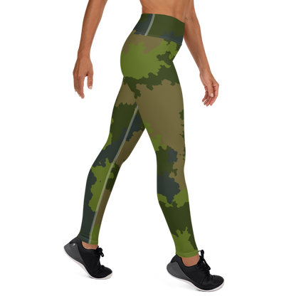 Michigan Upper Peninsula Yoga Leggings (w/ UP Outline) | Woodland Camo