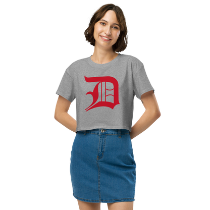 Detroit 'Old English D' Relaxed Crop Top (Aliform Red)