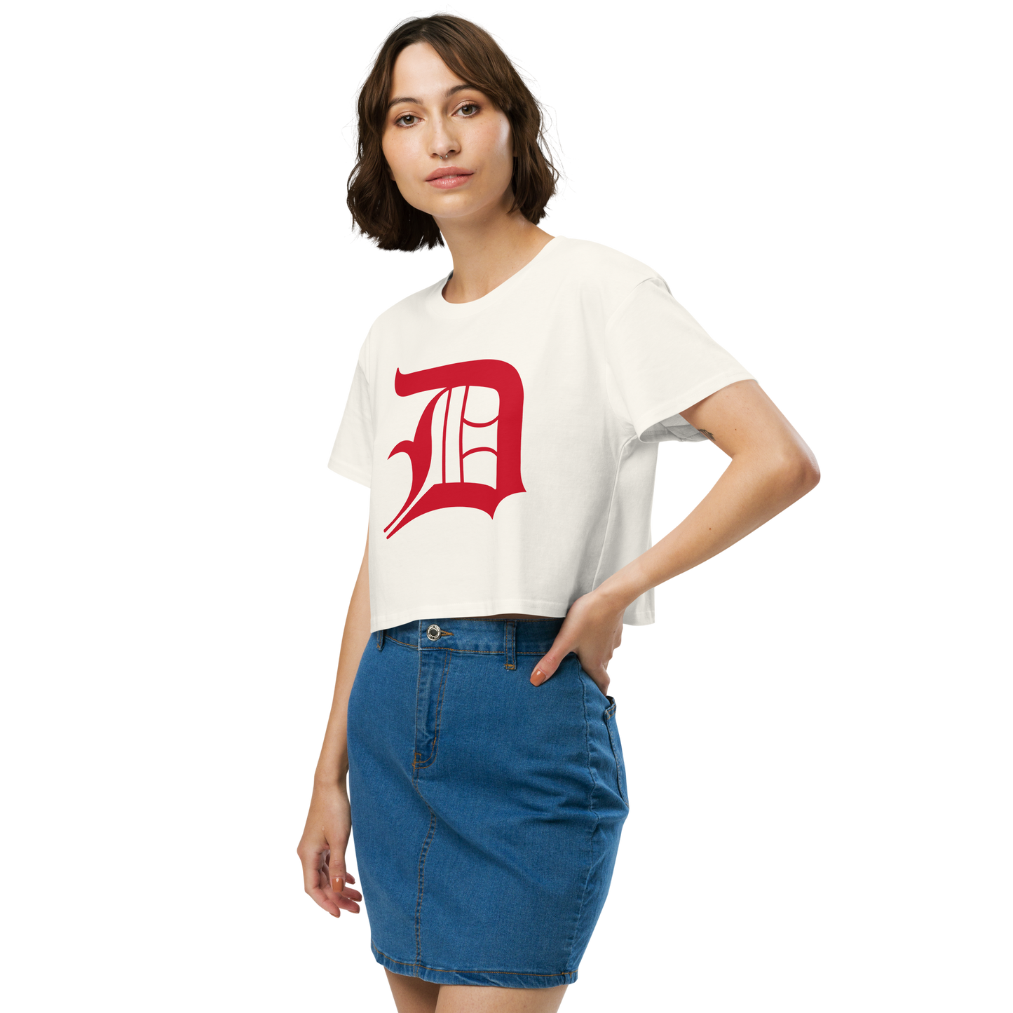 Detroit 'Old English D' Relaxed Crop Top (Aliform Red)