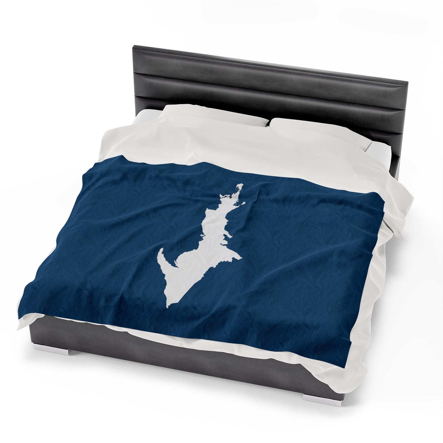 Michigan Upper Peninsula Plush Blanket (w/ UP Outline) | Blueberry Color