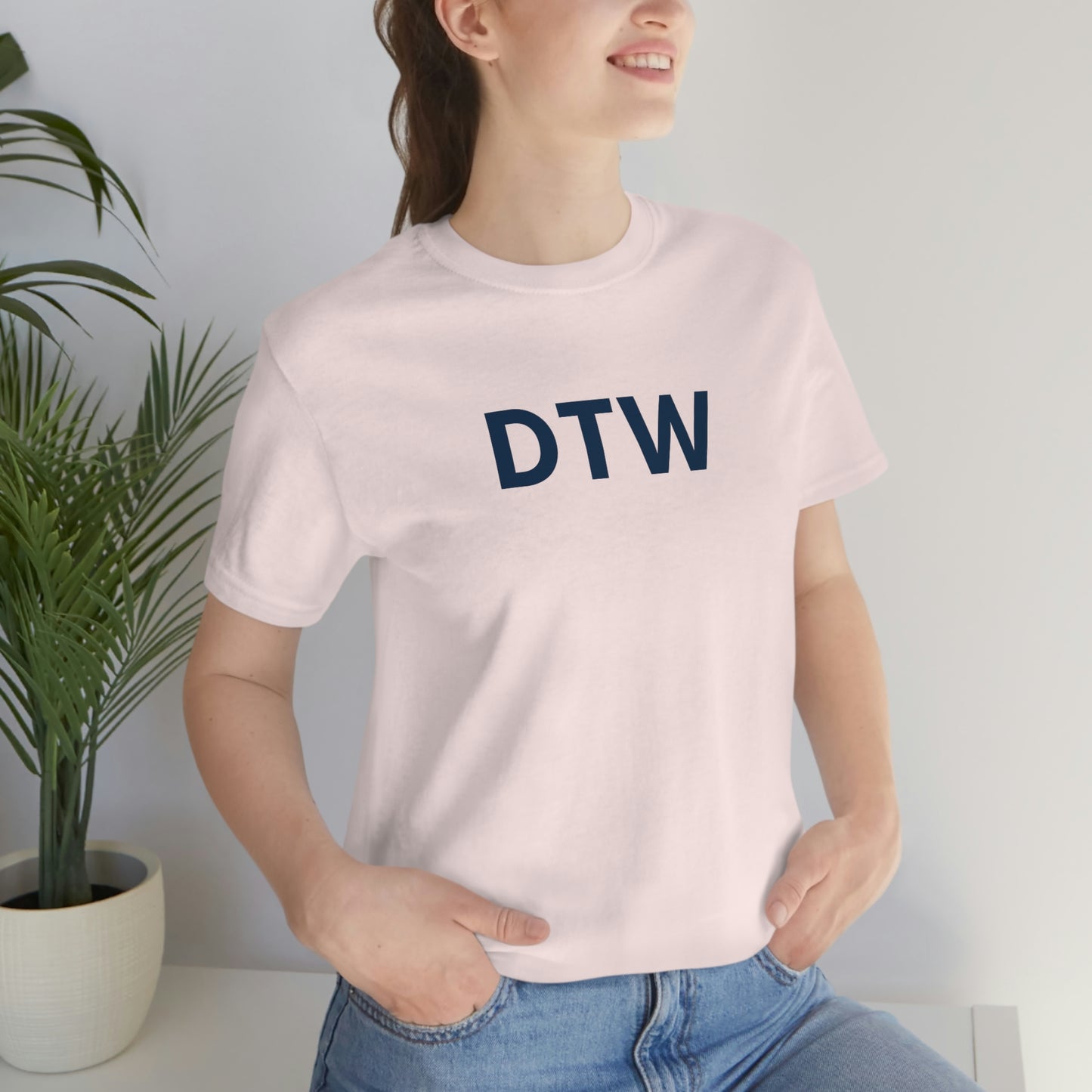 Detroit 'DTW' T-Shirt | Unisex Standard Fit