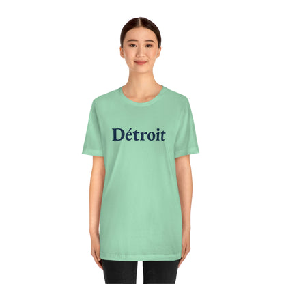 'Détroit' T-Shirt (Garamond Font) | Unisex Standard Fit