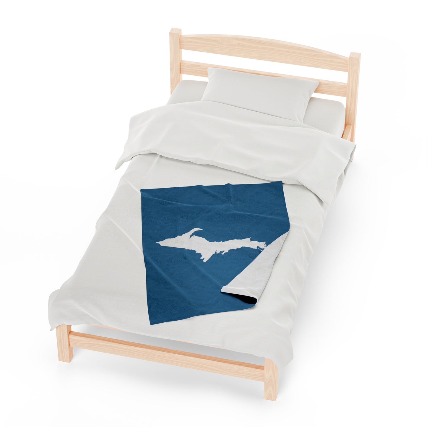 Michigan Upper Peninsula Plush Blanket (w/ UP Outline) | Lake Michigan Blue