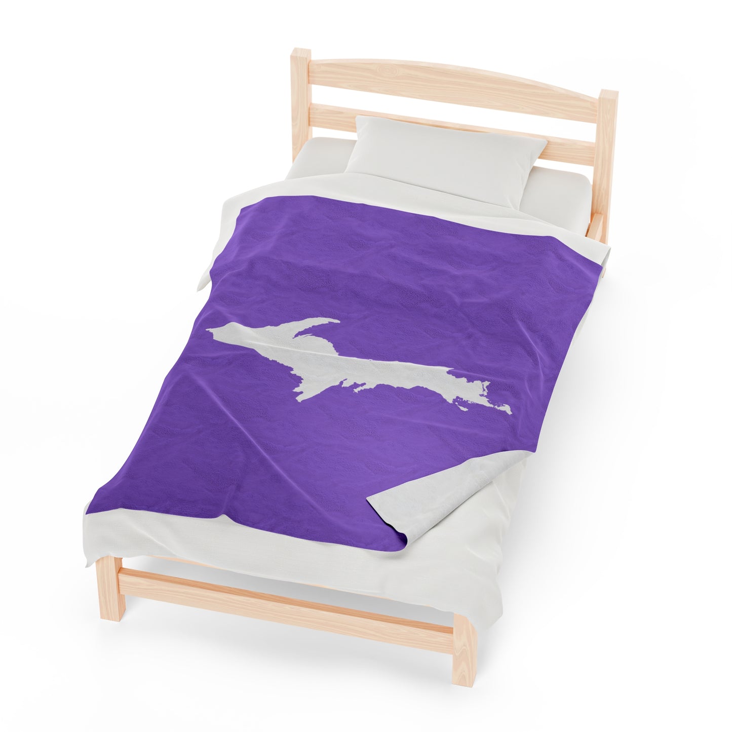 Michigan Upper Peninsula Plush Blanket (w/ UP Outline) | Lavender