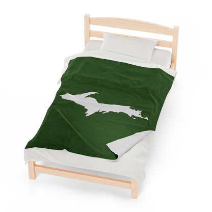 Michigan Upper Peninsula Plush Blanket (w/ UP Outline) | Pine Green