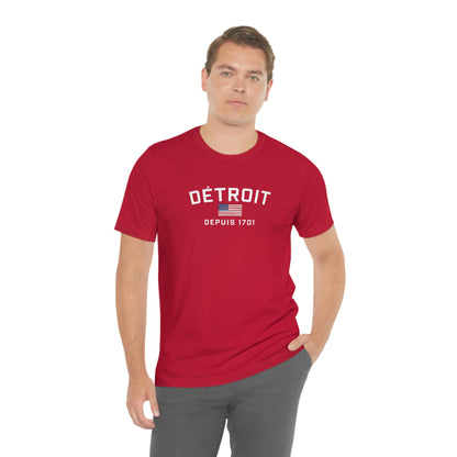 'Détroit Depuis 1701' T-Shirt (w/USA Flag Outline) | Unisex Standard Fit