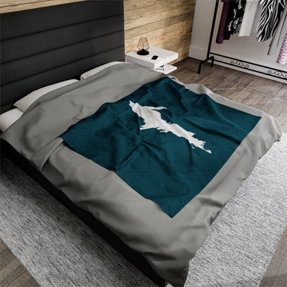 Michigan Upper Peninsula Plush Blanket (w/ UP Outline) | Auburn Hills Teal