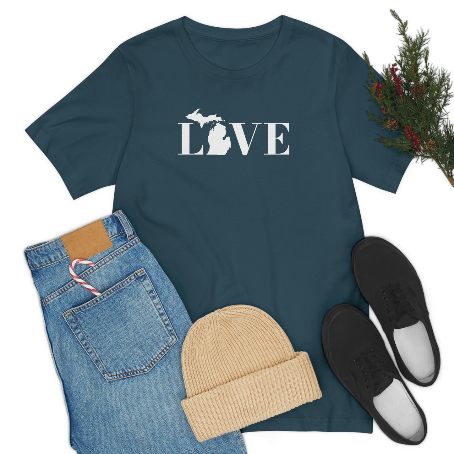 Michigan 'Love' T-Shirt (Didone Font) | Unisex Standard Fit