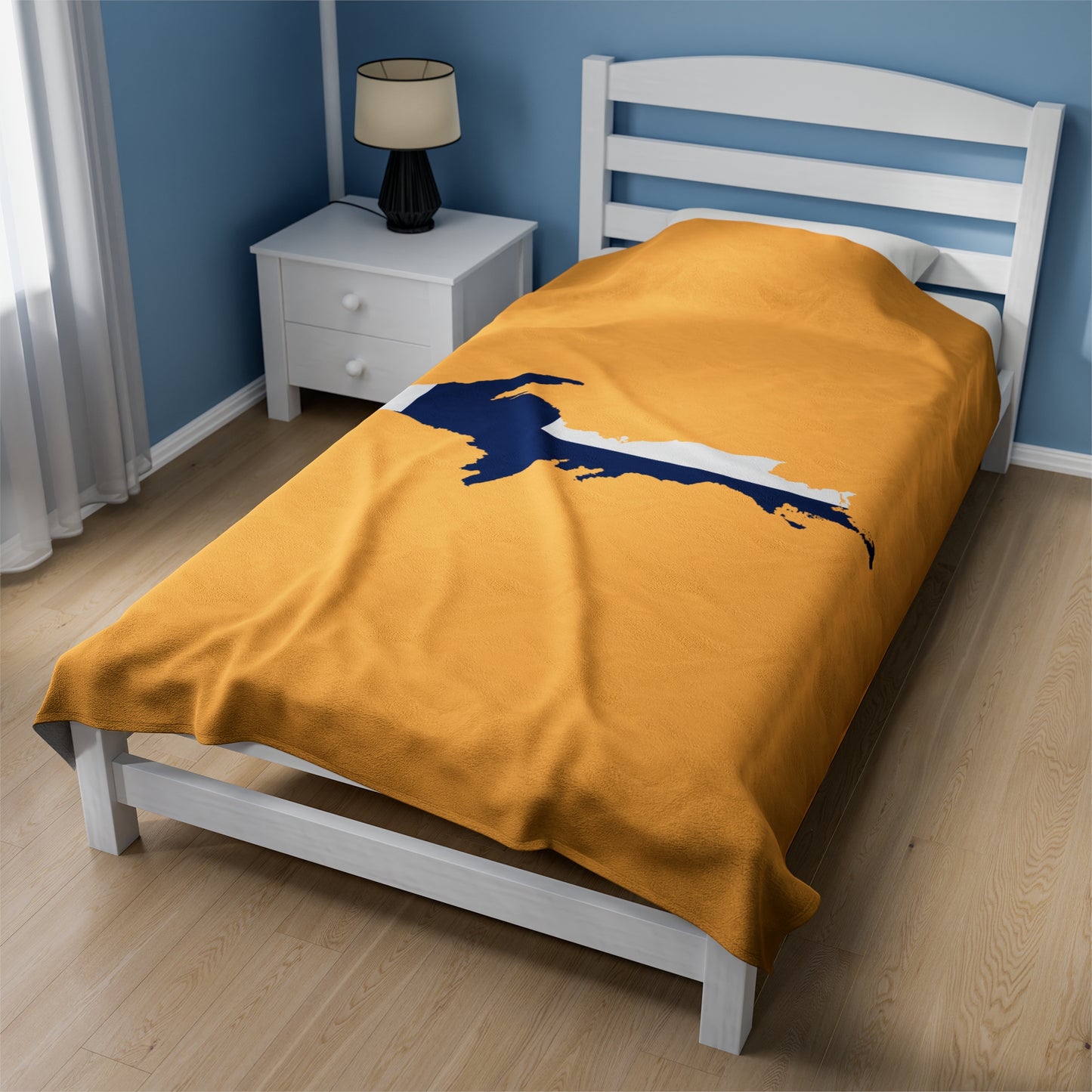 Michigan Upper Peninsula Plush Blanket (w/ UP Finland Flag Outline) | Citrine