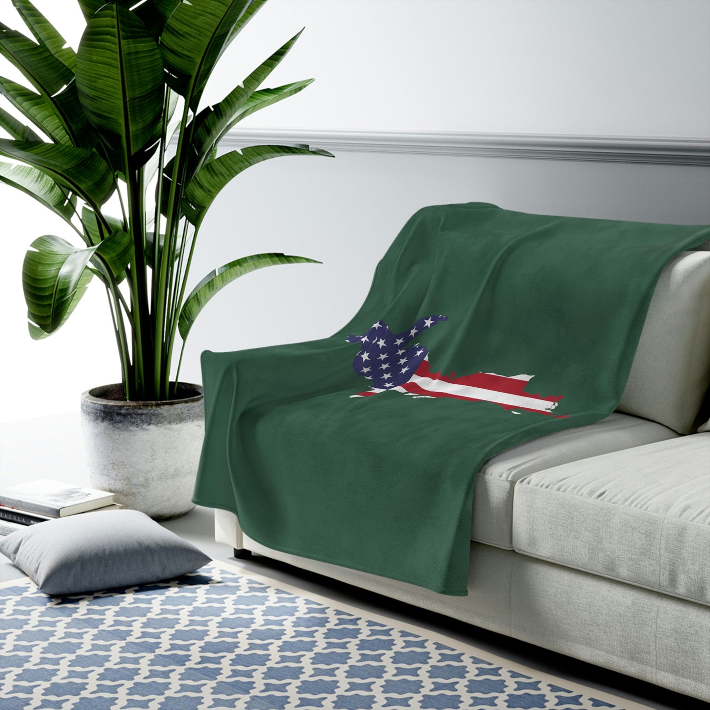 Michigan Upper Peninsula Plush Blanket (w/ UP USA Flag Outline) | Ginger Ale Green