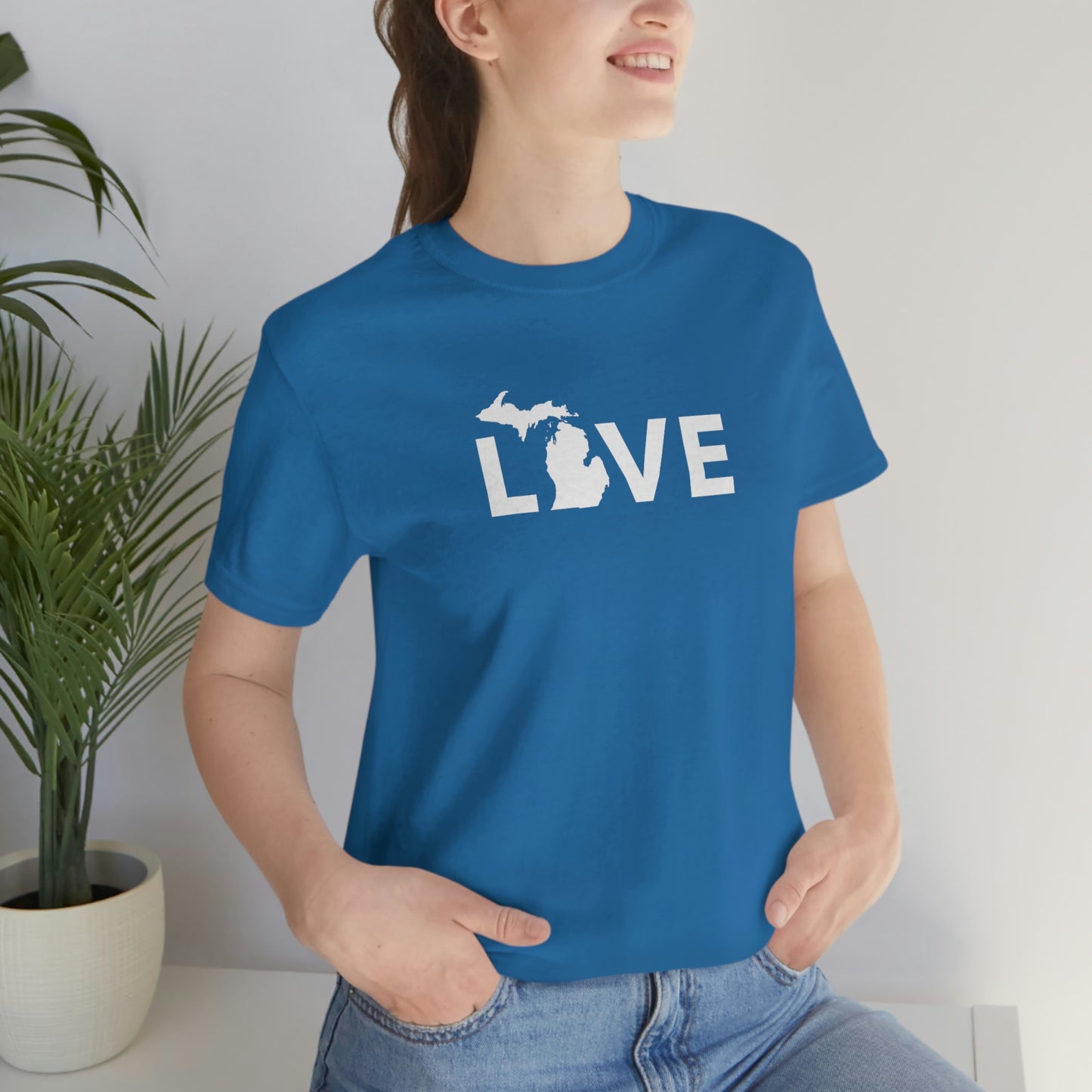 Michigan 'Love' T-Shirt (Geometric Sans Font) | Unisex Standard Fit