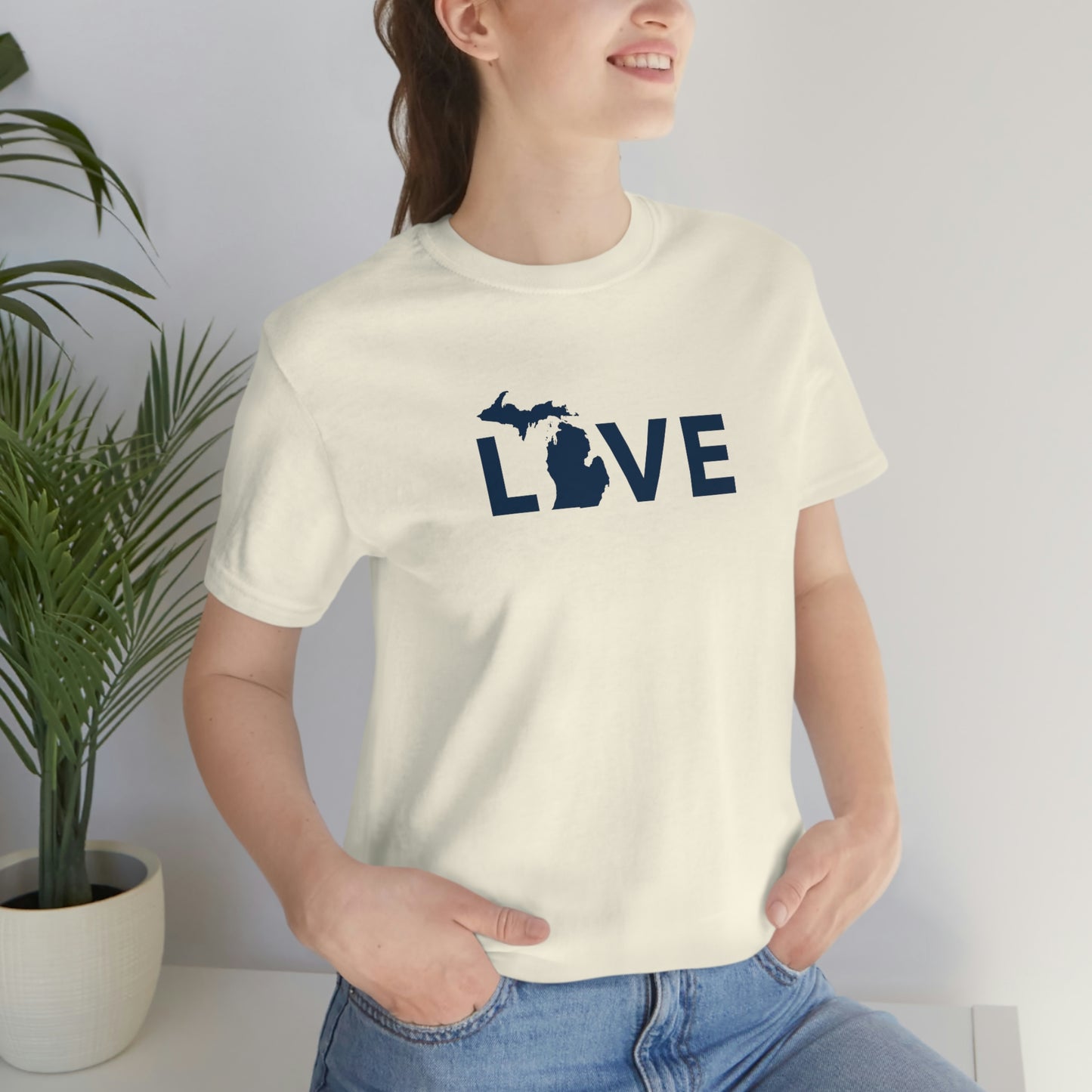 Michigan 'Love' T-Shirt (Geometric Sans Font) | Unisex Standard Fit