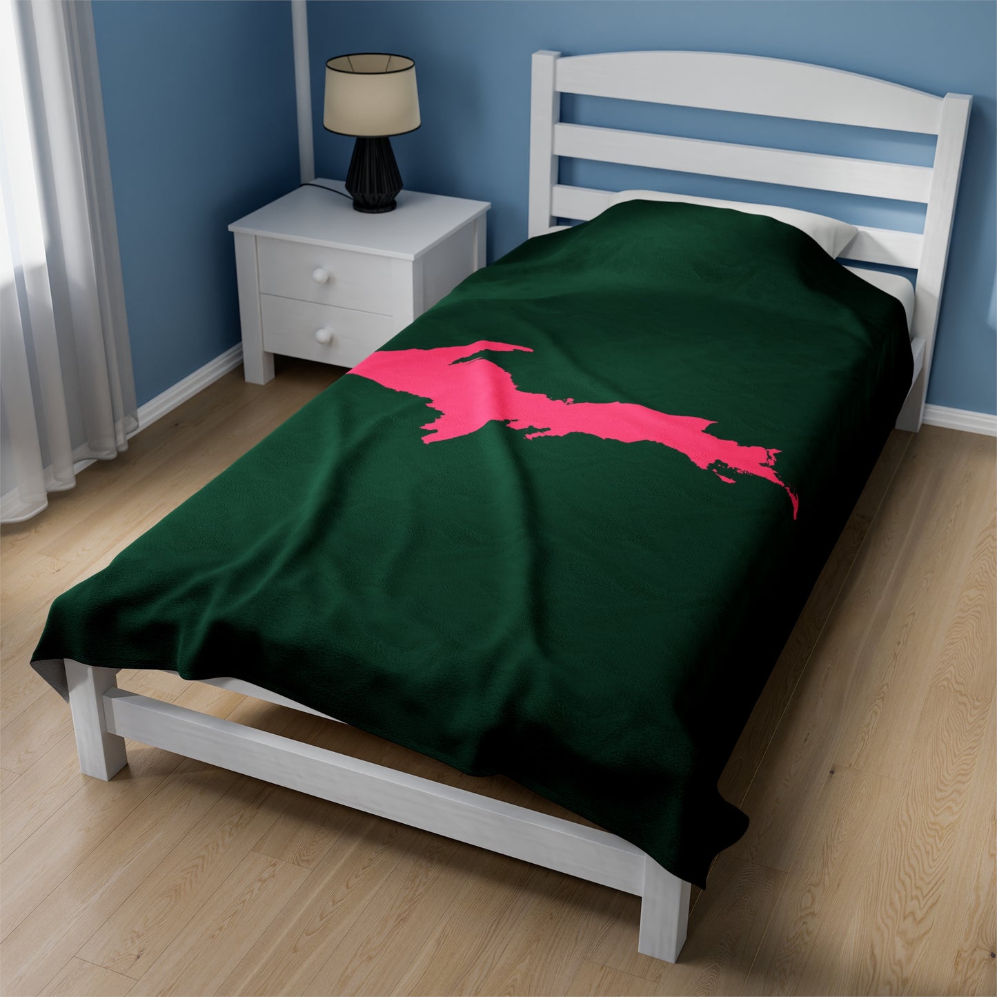 Michigan Upper Peninsula Plush Blanket (w/ Pink UP Outline) | Superior Green