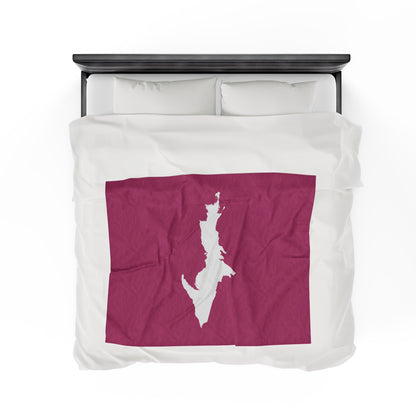 Michigan Upper Peninsula Plush Blanket (w/ UP Outline) | Apple Blossom Pink