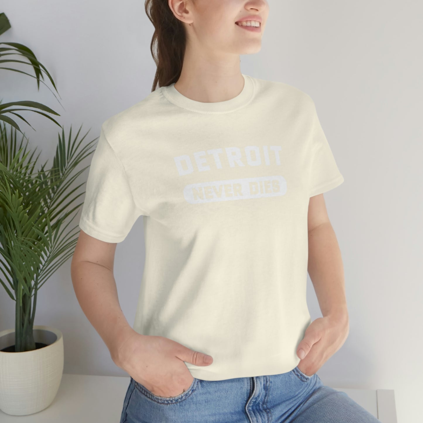 'Detroit Never Dies' T-Shirt | Unisex Standard Fit