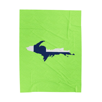 Michigan Upper Peninsula Plush Blanket (w/ UP Finland Flag Outline) | Flash Green